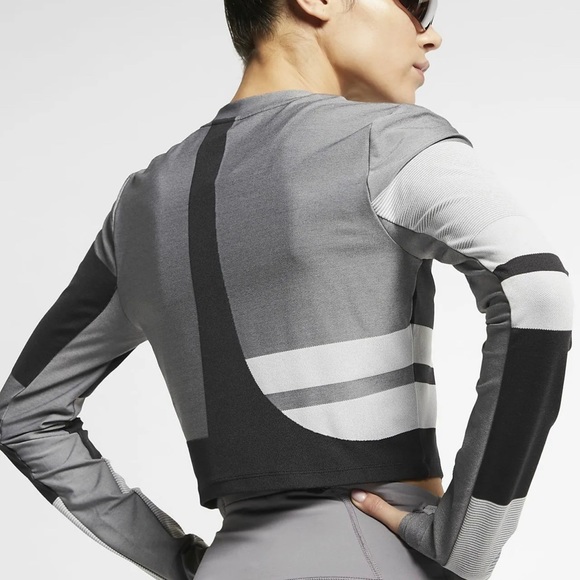 Nike Tech Knit Long-Sleeve Running Top Women's Size XS - Picture 2 of 8